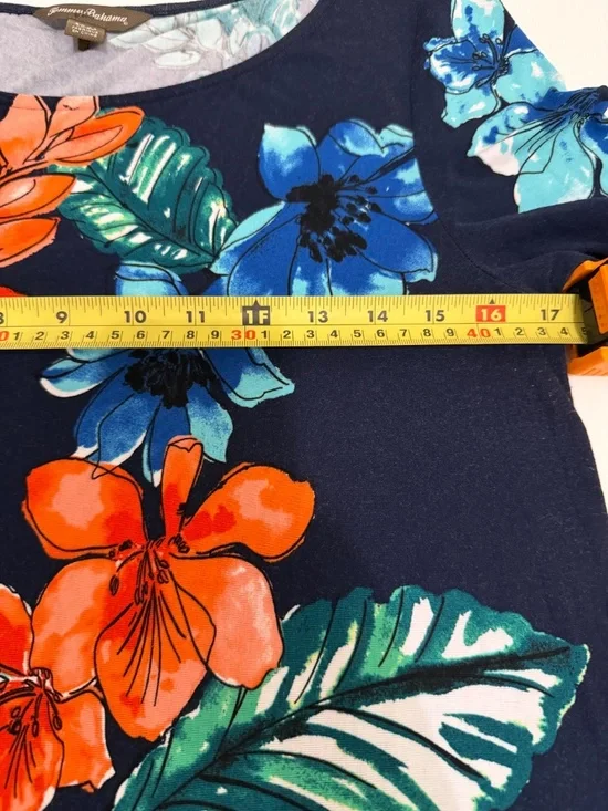 Tommy Bahama Navy Tropical Floral Stretch Shift Dress. Size Medium - Picture 9 of 10